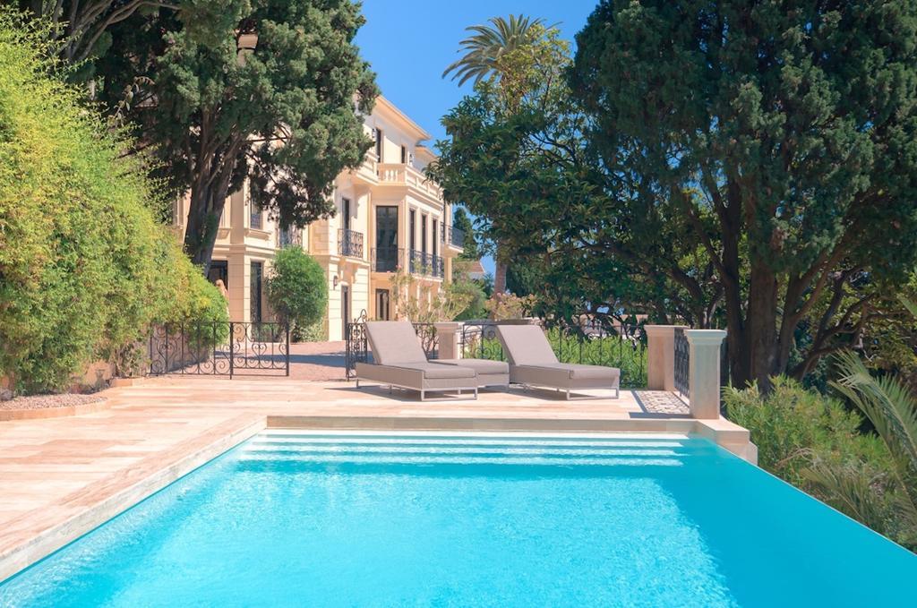 Luxurious Villa Overlooking Monaco Рокбрюн-Кап-Мартин Екстериор снимка