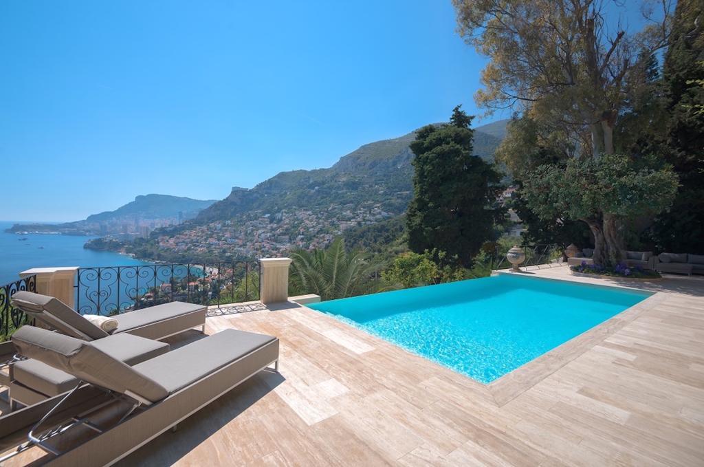 Luxurious Villa Overlooking Monaco Рокбрюн-Кап-Мартин Екстериор снимка