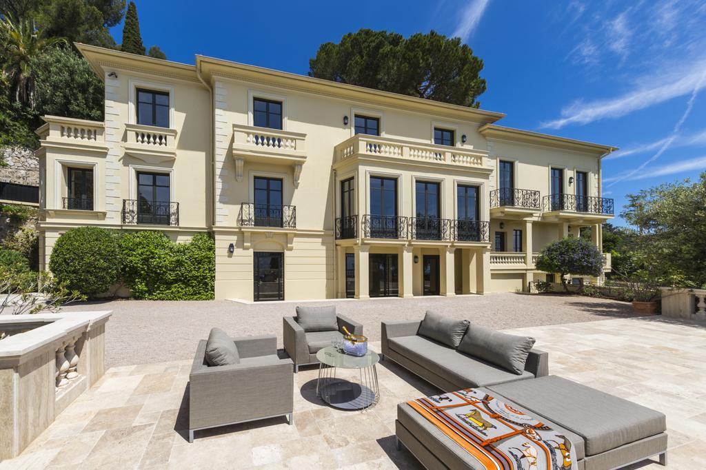 Luxurious Villa Overlooking Monaco Рокбрюн-Кап-Мартин Екстериор снимка